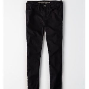 American Eagle Black Super Stretch Jegging, Size 6